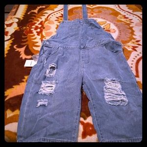 Overall shorts jumpsuit